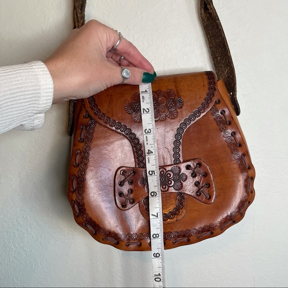 Vintage Handmade Leather Purse - Picture 9 of 11
